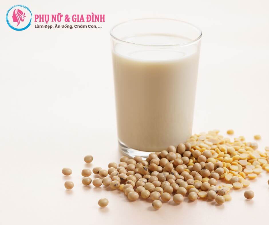 Sữa đậu nành kỵ gì